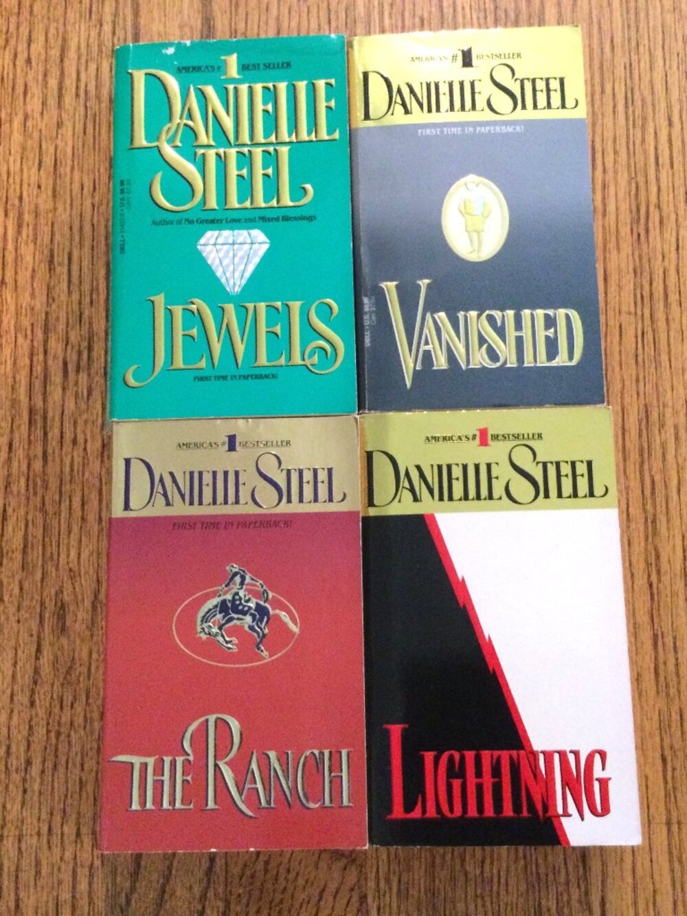 Danielle Steel Paperbacks Lot of 4